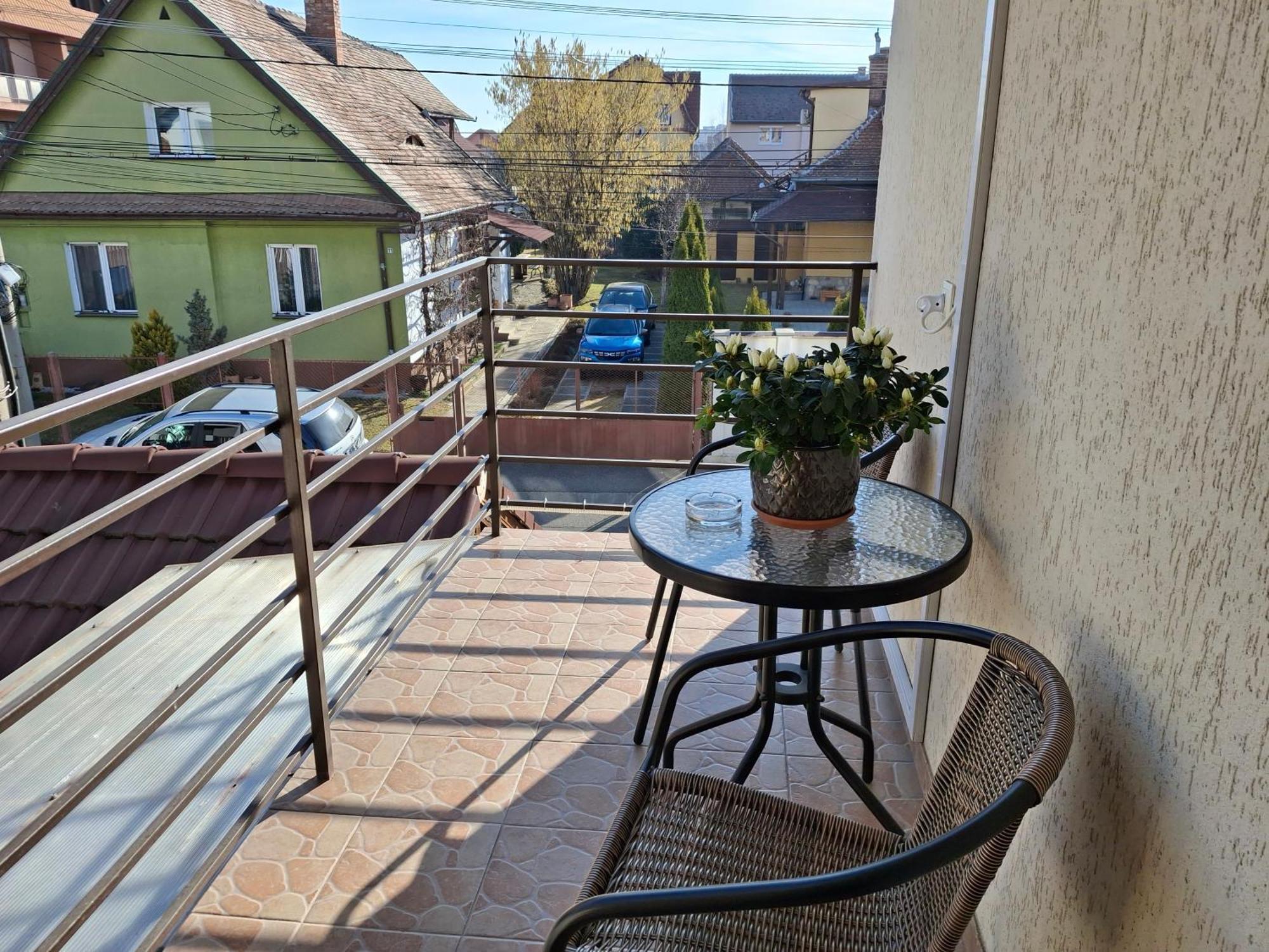 Garsoniera Strada Bucegi Apartment ซีบิว ภายนอก รูปภาพ