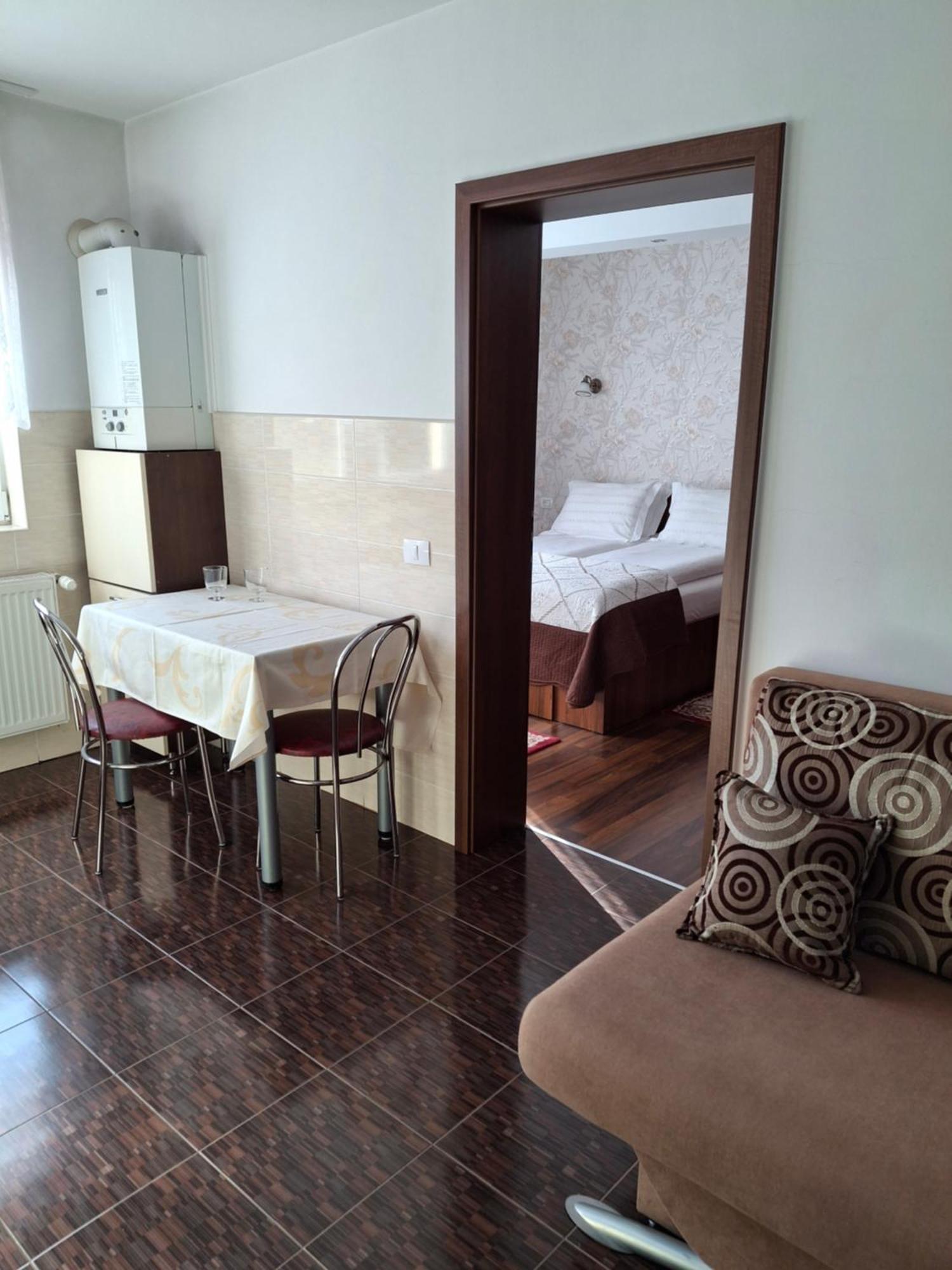 Garsoniera Strada Bucegi Apartment ซีบิว ภายนอก รูปภาพ