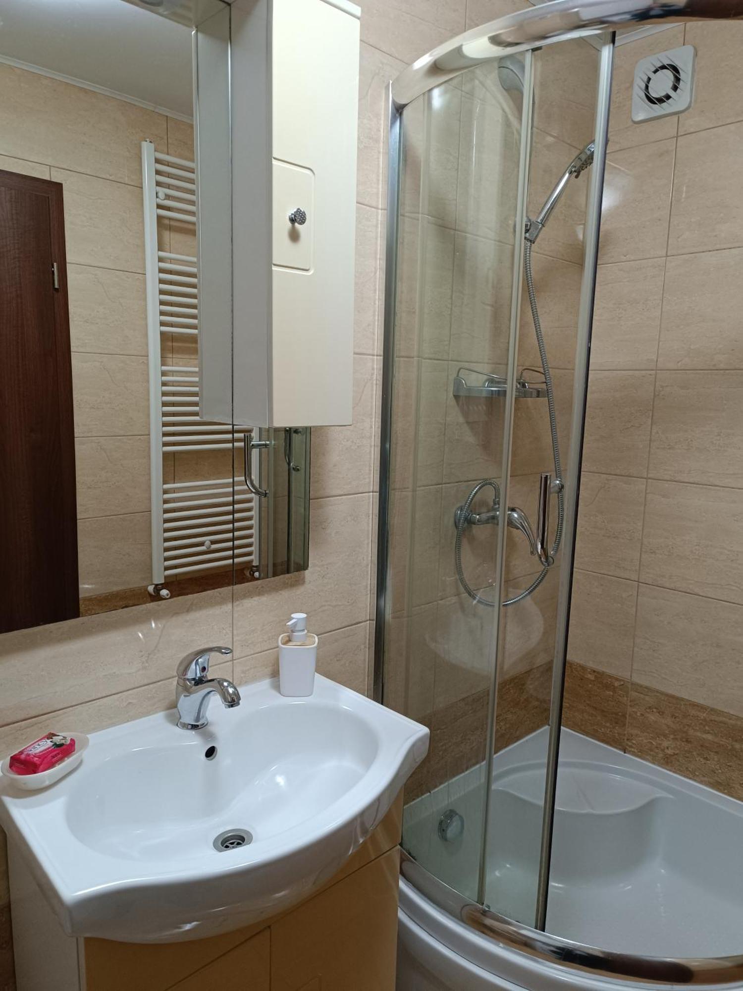 Garsoniera Strada Bucegi Apartment ซีบิว ภายนอก รูปภาพ